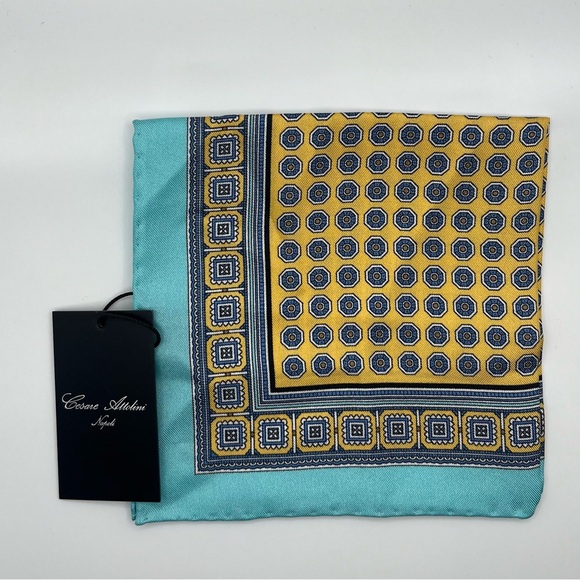 NWT  Cesare Attolini Pure Silk Pocket Square Turquoise. (12X12) - Picture 1 of 7